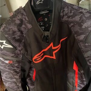 Alpine stars riding jacket